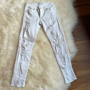 Just black size 24 super ripped jeans in white, super skinny with stretch ￼